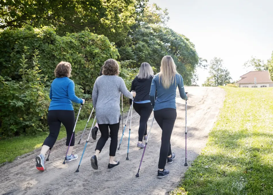 Urban Poling Nordic Walking group class